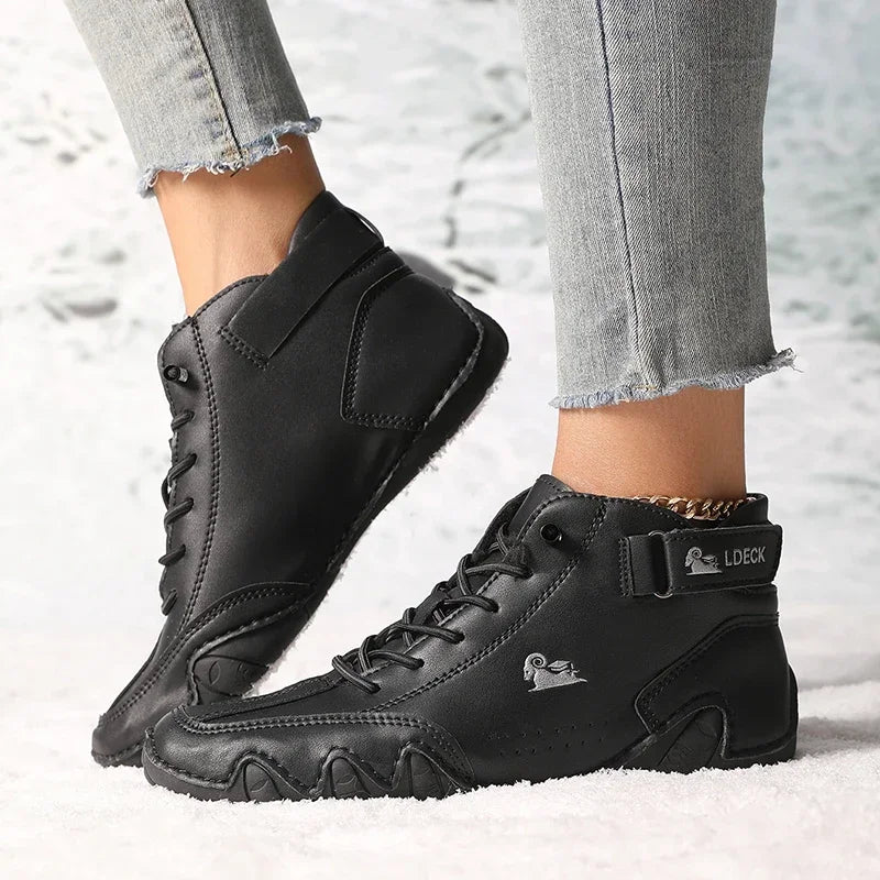 Women's Retro Boots with Fashionable Trendy Design